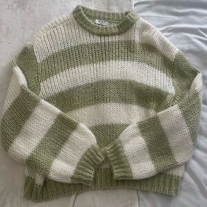 Grey Bandit sweater medium